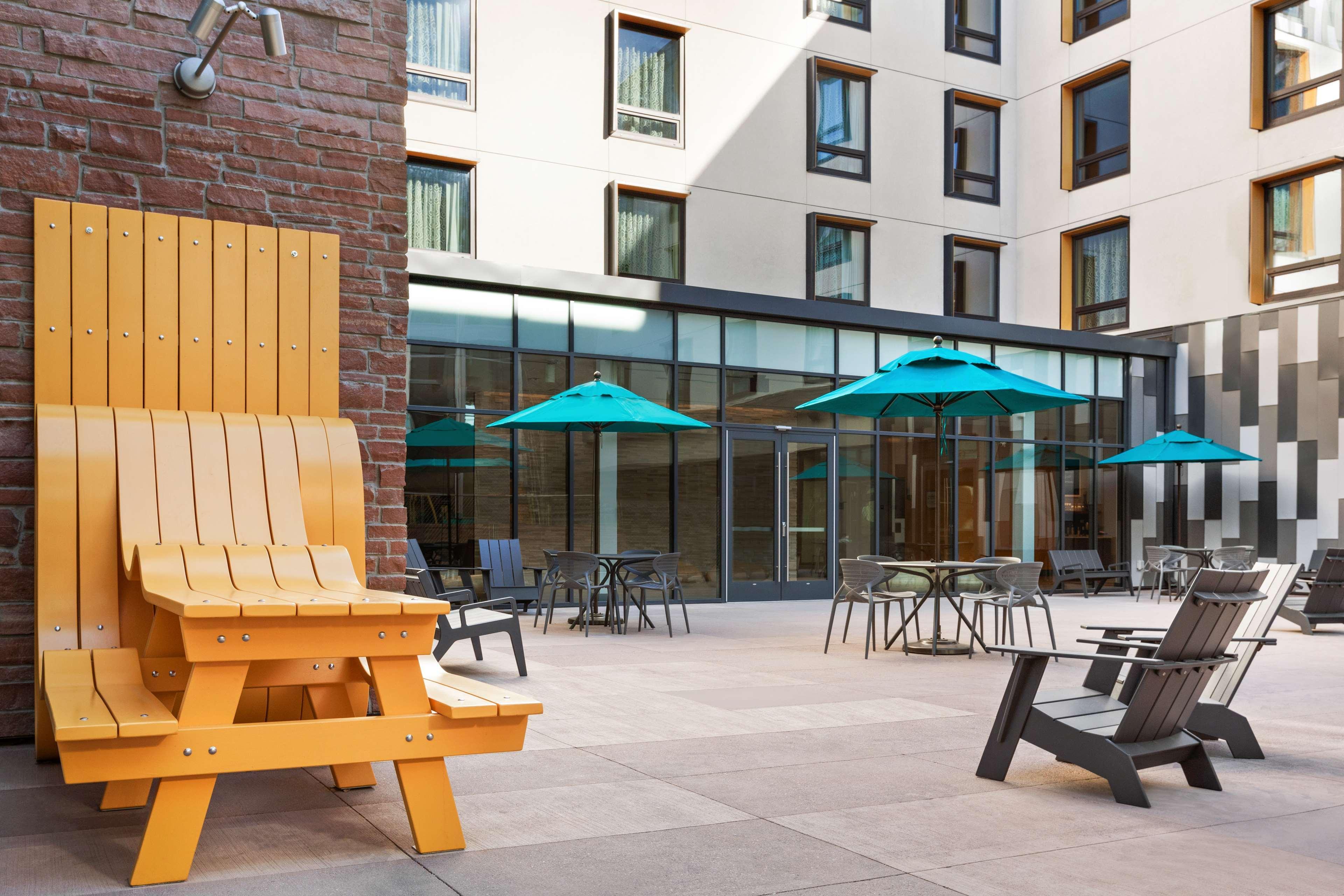 Embassy Suites By Hilton Boulder Extérieur photo