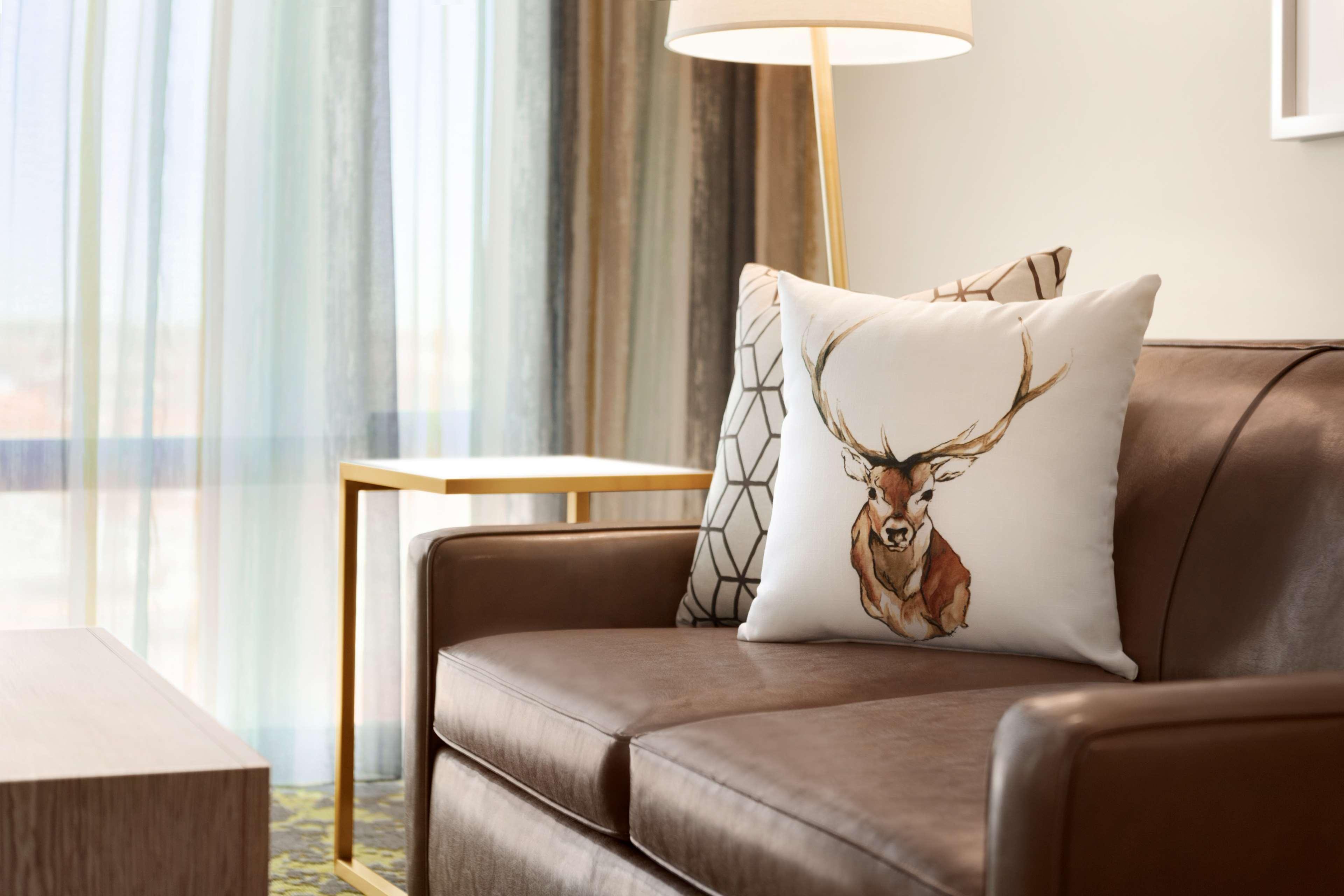 Embassy Suites By Hilton Boulder Extérieur photo